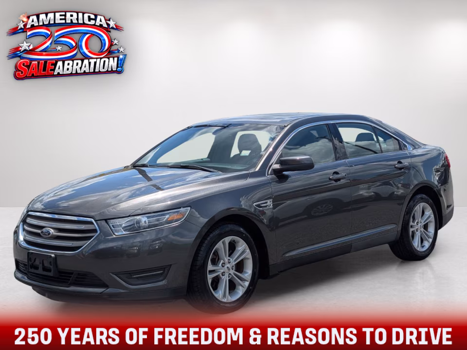2018 Ford Taurus SEL FWD's photo