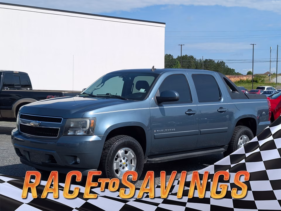 2008 Chevrolet Avalanche's photo