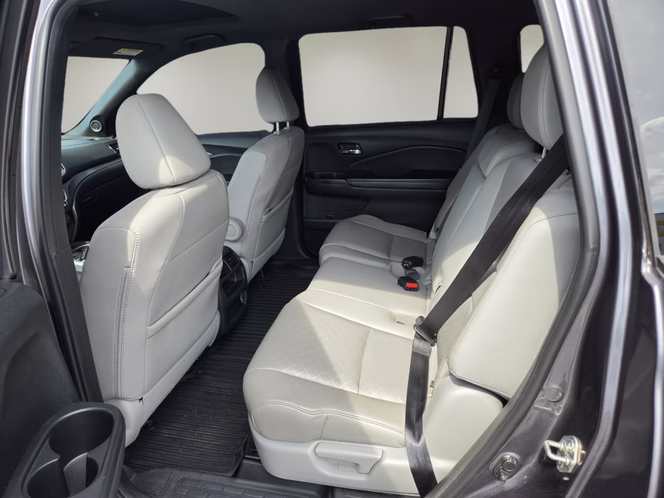 2021 Honda Passport EX-L - Photo 12